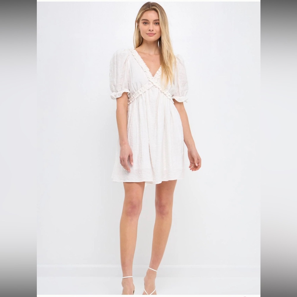 Free the Roses White Mini Dress with Puff Sleeves